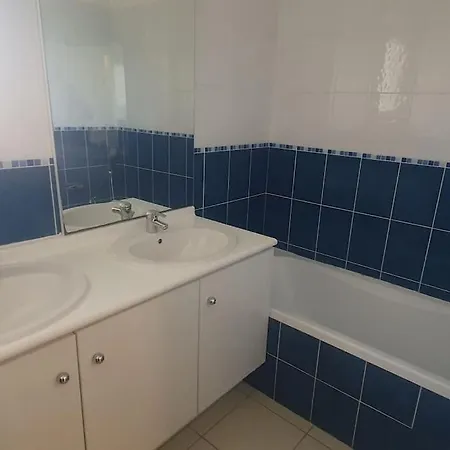 En Avec Piscine - 2820