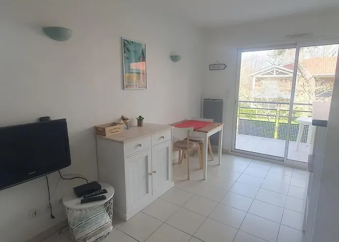 Apartment En Avec Piscine - 2820 Soulac-sur-Mer