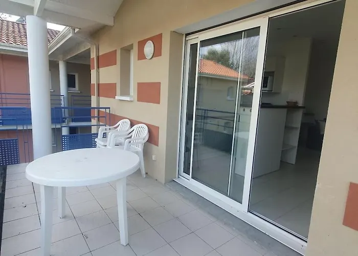 En Résidence Avec Piscine - 2820 Soulac-sur-Mer